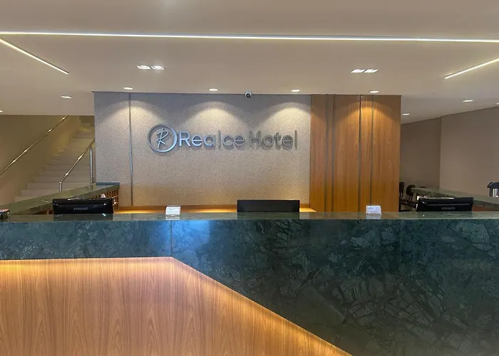 Hotel central: Realce Hotel